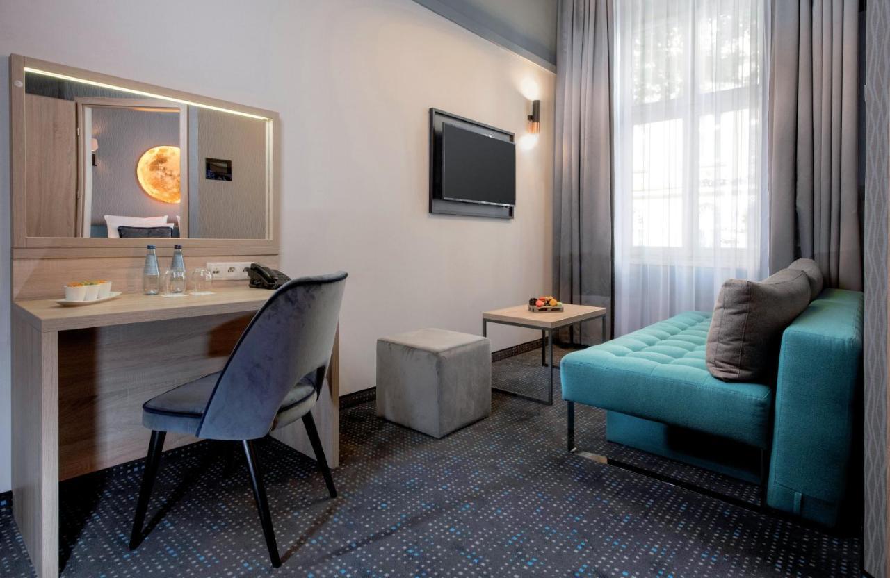 Leonardo Boutique Hotel Krakow Old Town Bagian luar foto