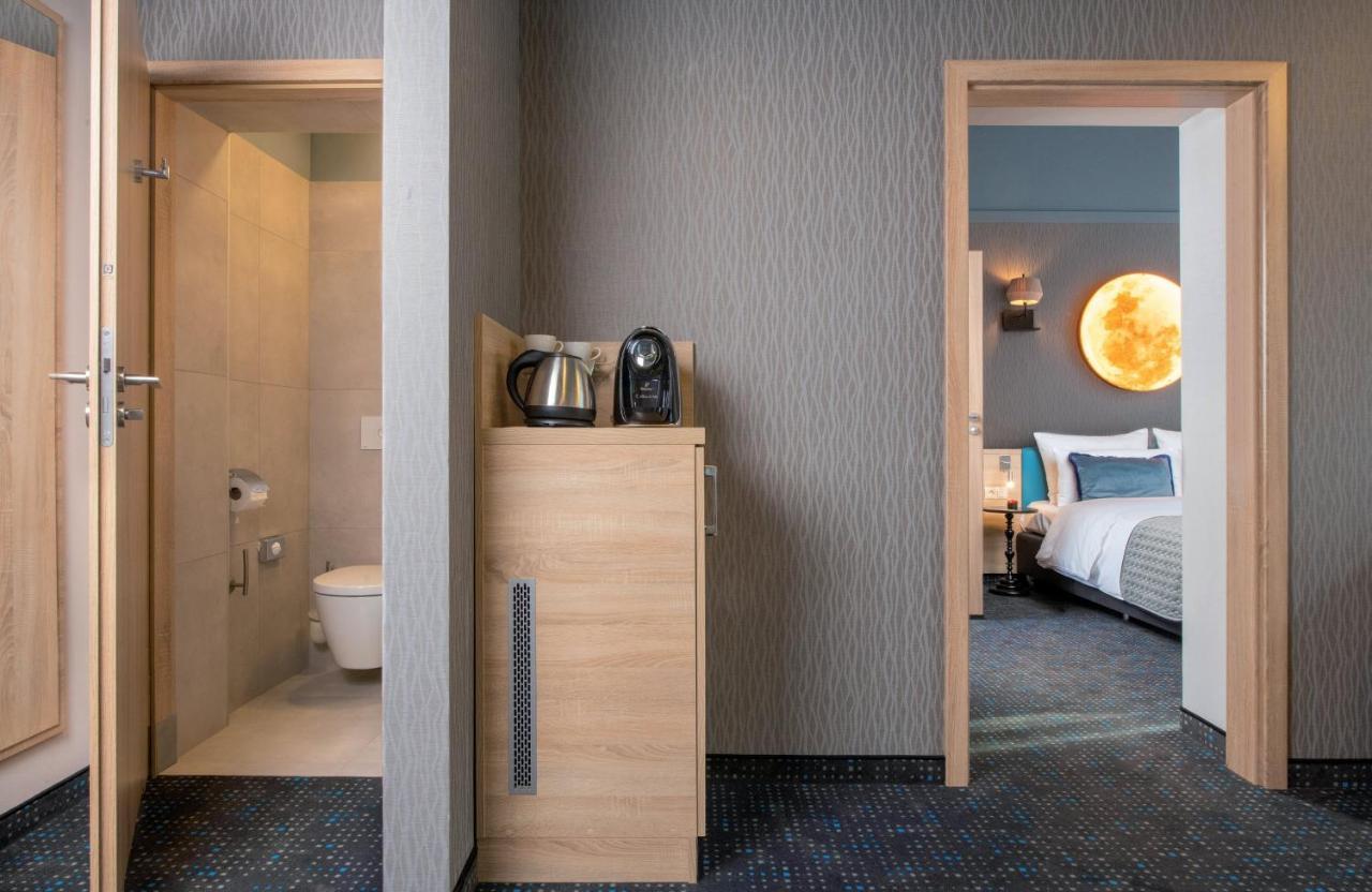 Leonardo Boutique Hotel Krakow Old Town Bagian luar foto
