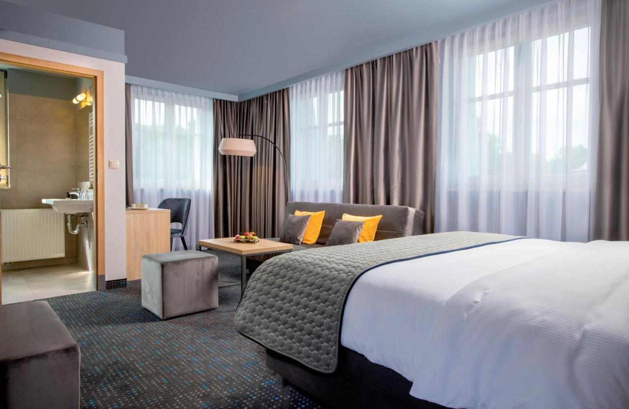 Leonardo Boutique Hotel Krakow Old Town Bagian luar foto