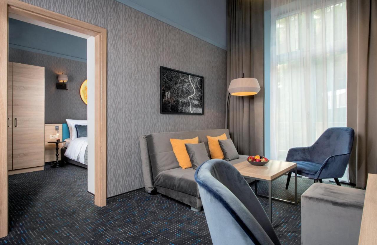 Leonardo Boutique Hotel Krakow Old Town Bagian luar foto