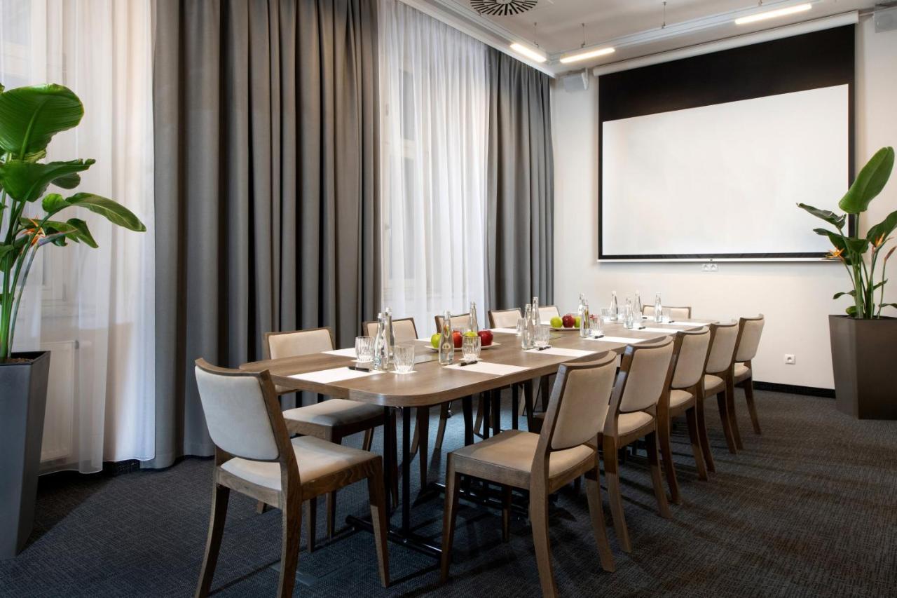 Leonardo Boutique Hotel Krakow Old Town Bagian luar foto