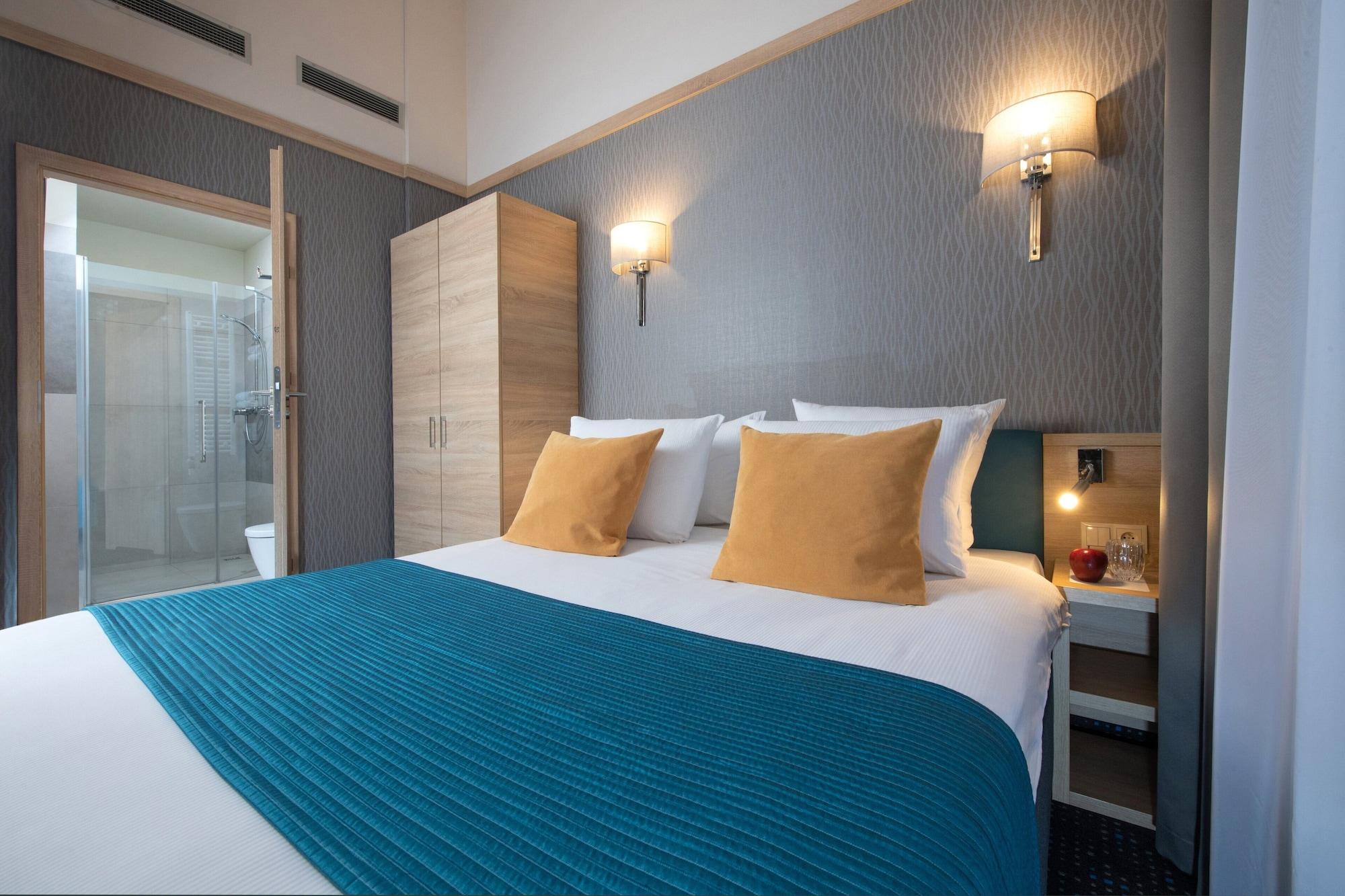 Leonardo Boutique Hotel Krakow Old Town Bagian luar foto