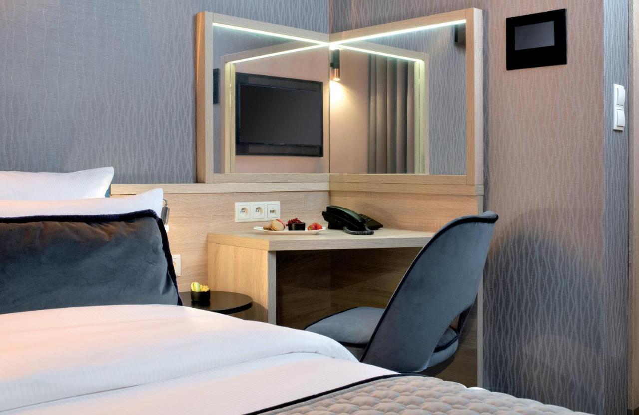 Leonardo Boutique Hotel Krakow Old Town Bagian luar foto